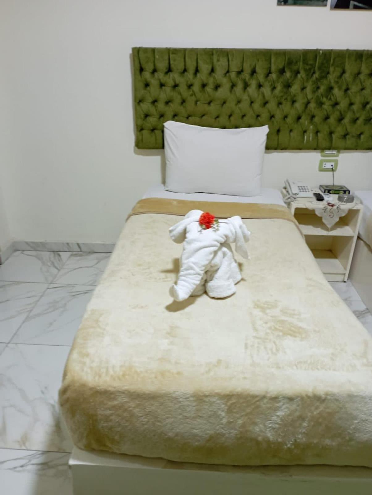 Salvatore Room With Simple Breakfast- Al Dokki Giza Экстерьер фото